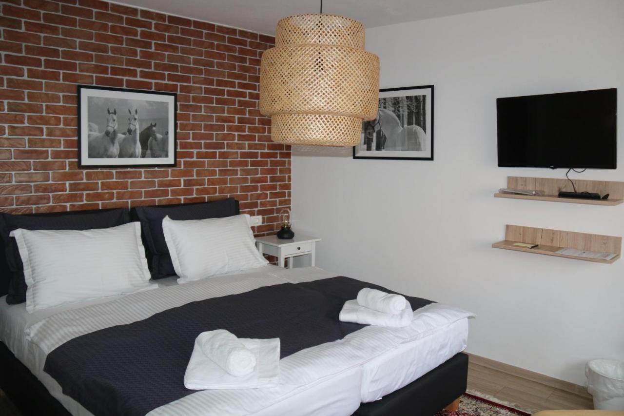 Apartman Relax Ðakovo Eksteriør bilde