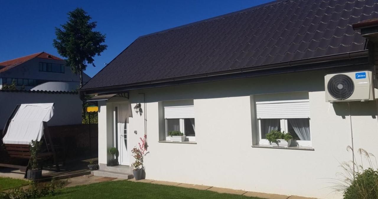Apartman Relax Ðakovo Eksteriør bilde